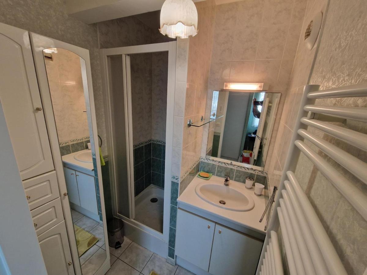Chatelaillon-Plage Centre-Ville: Apt 4 Pers, Balcon, Parking, Piscine, Wifi - Fr-1-706-21 Luaran gambar